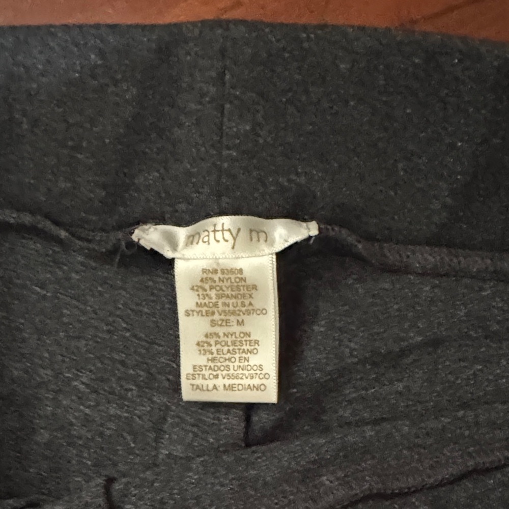 Women’s  grey Leggings - Picture 3 of 6